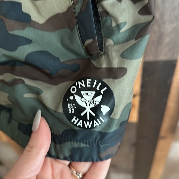 O’Neil rain jacket - Picture 5 of 6